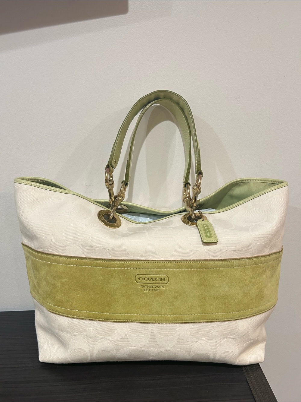 Coach Vintage Hampton Signature and Suede Tote (Style#7070)